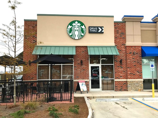 Starbucks now located near Winn Dixie on HWY 21