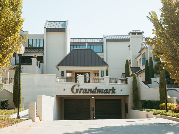 Grandmark Condominiums in the heart of Nichols Hills 