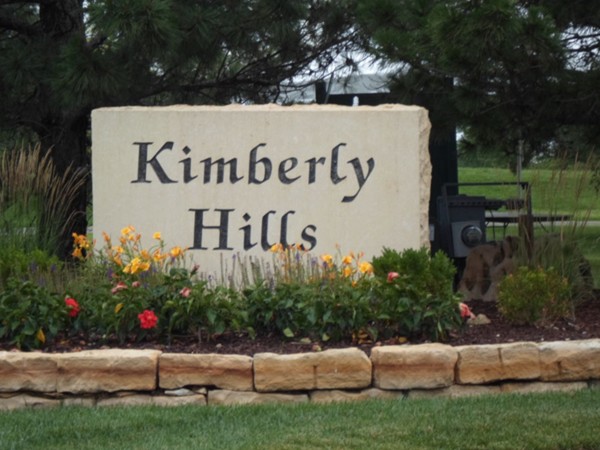 Kimberly Hills features is a laid back area with luxury homes