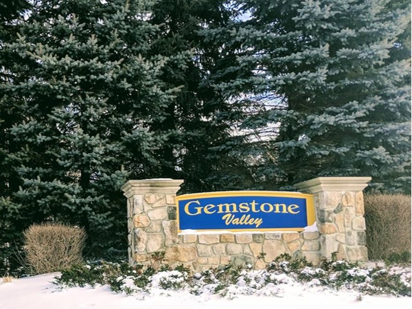Gemstone Valley - Beautiful Grand Blanc subdivision with community pool