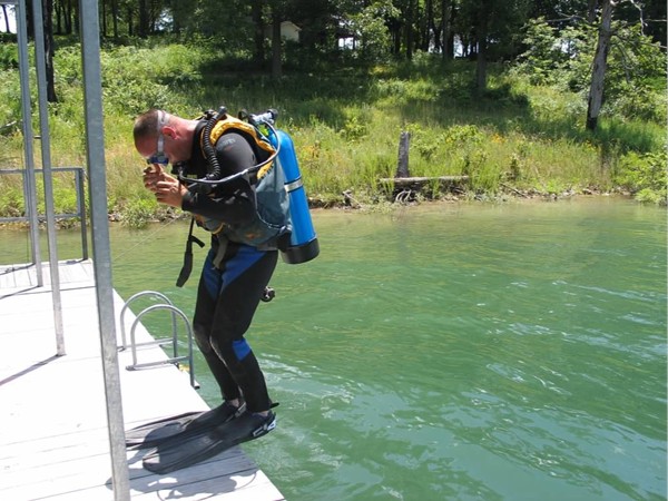 Clear and clean water is great for scuba on Table Rock Lake