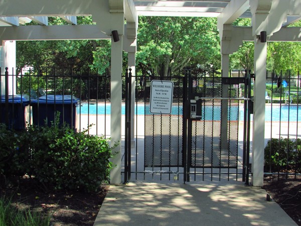 Wilshire pool entrance