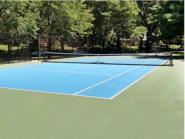Armour Hills. One of the many well maintained, public tennis courts in Kansas City