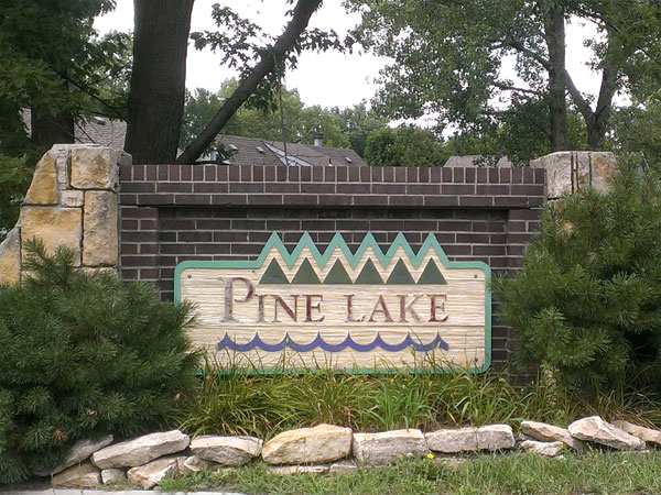 Pine Lake Subdivision in Kansas City's Northland
