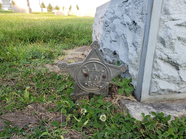 Exploring rural cemeteries, a Civil War veteran's grave, a member of Grand Army of the Republic