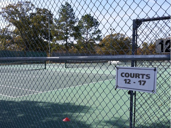 Highland Road Park tennis court