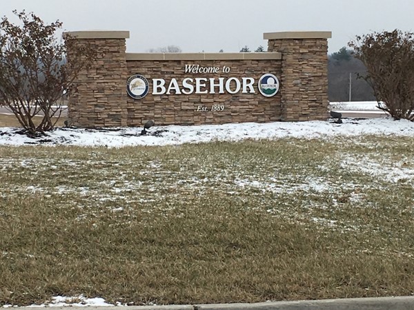Basehor is a great small town located near the legends and a quick drive to downtown Kansas City