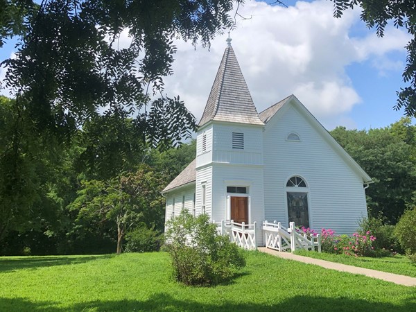 Historic chapel at Confederate Memorial State Historic Site