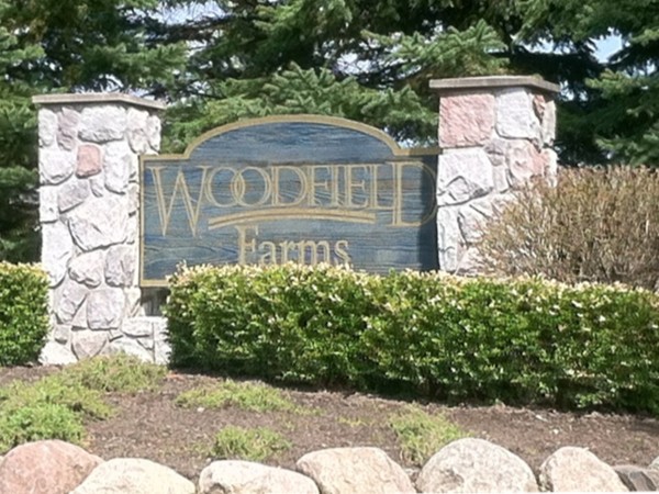 Entryway of Woodfield Farms Development in Grand Blanc