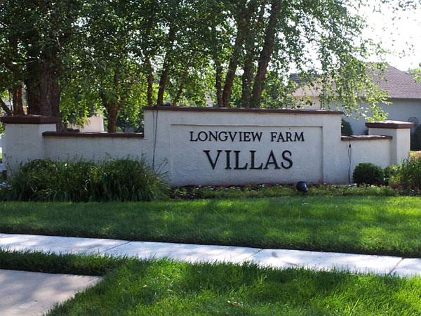 Longview Farm Villas
