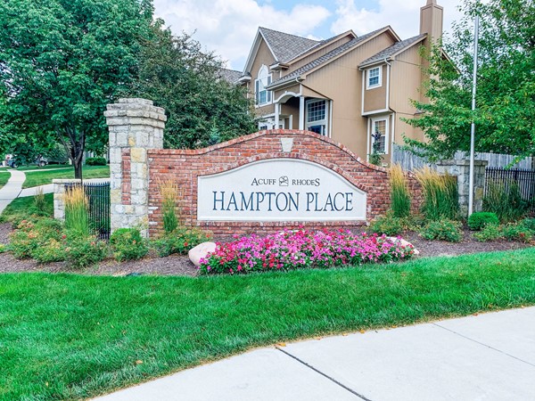 Welcome to Hampton Place in Overland Park