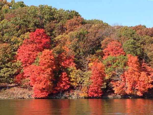 Colors on the Lake Of The Ozarks