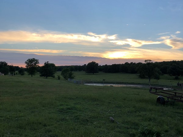 Beautiful views, sunsets and the Kiamichi River. God’s country living 