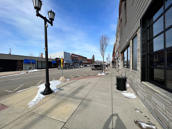  Street view of downtown Davison Michigan