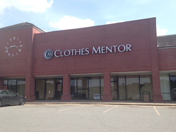Clothes Mentor coming soon to WLR! The Women's Resale store offers gently-used brand name clothing 
