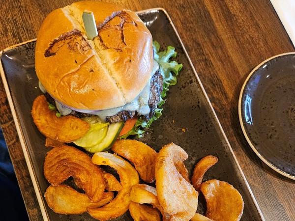 $10 Burger Night at Iron Horse in Lee's Summit, MO