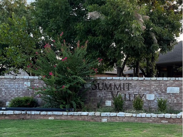 Entrance to Summit Valley