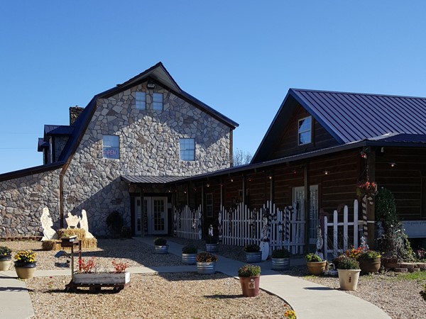 Rosewood Farms Country Store for gourmet chocolates, country decor and one of a kind gifts 