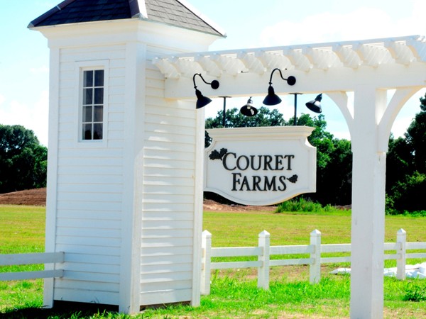 Couret Farms is a new development off Pont de Mouton which is North of I-10 in the Carencro area