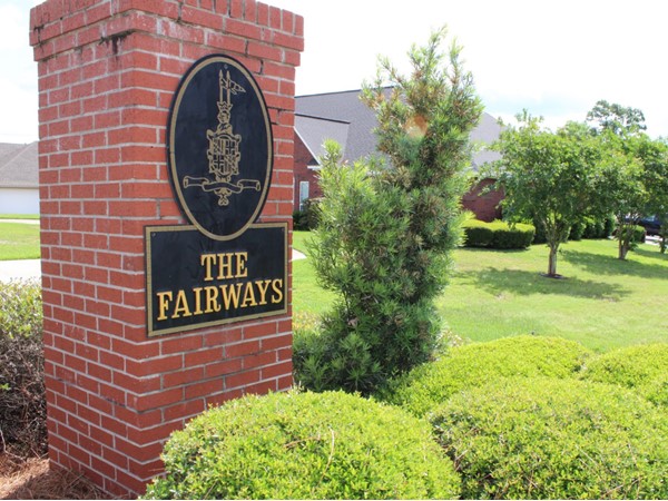 The Fairways of Calvert Estates are nestled along the green fairways of Calvert Crossing Golf Club