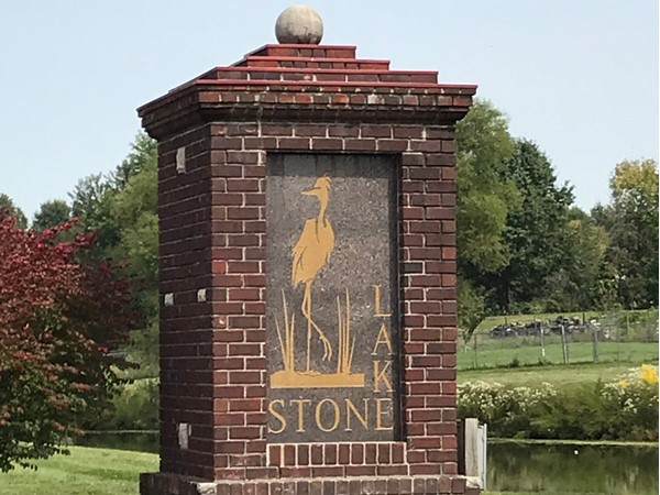 Stonelake entrance off 19th St a Beautiful community 20 minutes from downtown Kansas City