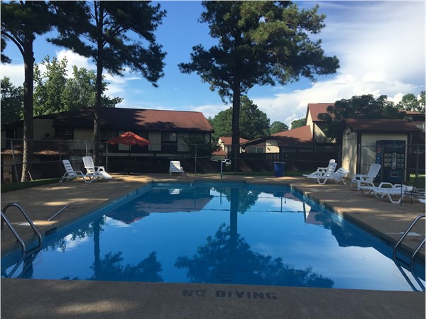 The amenities at Indian Lake Condos include a pool, large lake, and a playground 