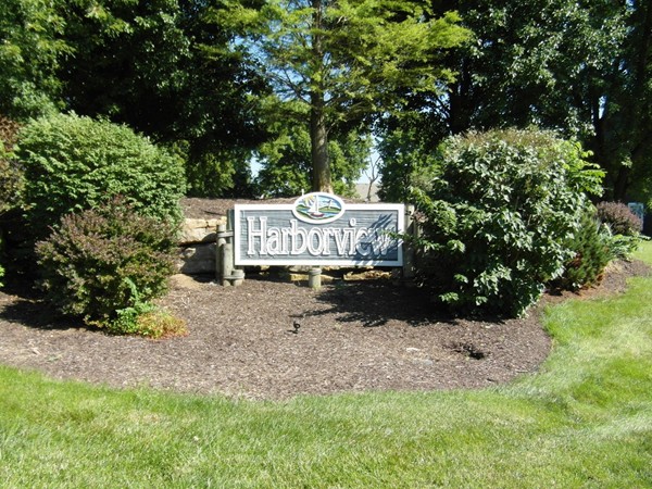 Harborview features both single family and townhomes ranging from 105k to 275k and is near the lake