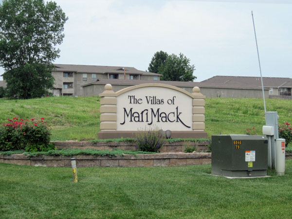Entrance to Villas of Marimack Subdivision