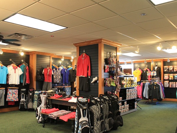 Everything you need to make you look good while you golf at Kingswood & Berksdale Golf Shop