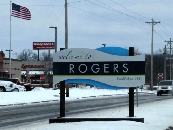 Love seeing all the new "Welcome" signs around Rogers