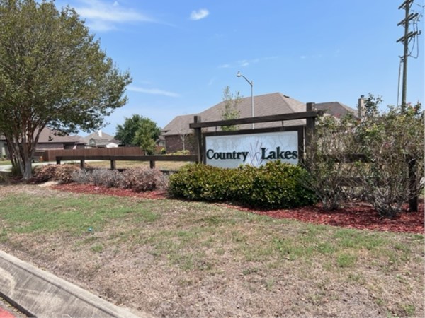 Country Lakes Subdivision entrance