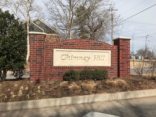 Community playground, pool, tennis, trails and more. Love Edmond and Chimney Hills