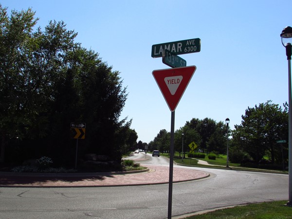 The "Crossroads" traffic circle in Deer Creek