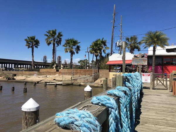 Dock your boat at Middendorf's and have a great lunch