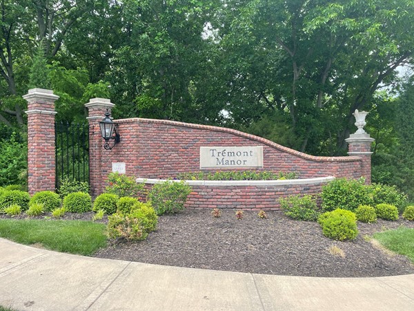 Tremont Manor is an established neighborhood near the Tremont Square shopping district