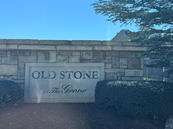 Neighborhood with modern farmhouse, traditional, and contemporary designs on spacious lots in Edmond