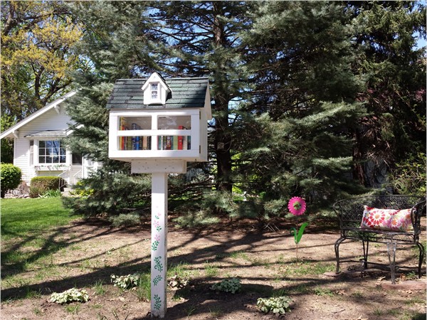 A quaint Little Free Library located on Sheridan Boulevard in Lincoln