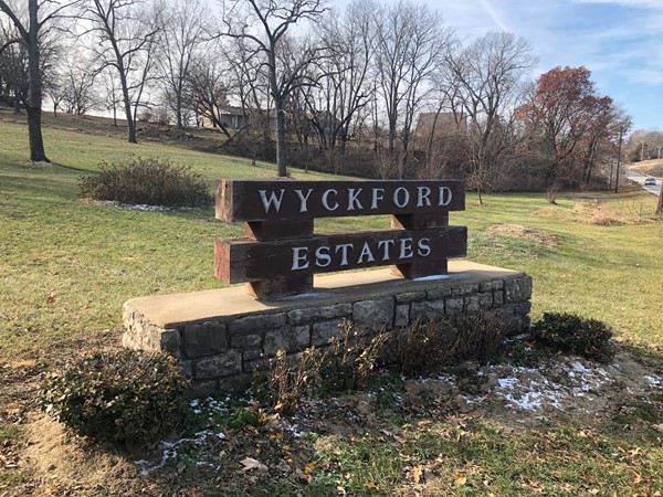 Wyckford Estates in West Olathe, overlooks Lake Olathe 