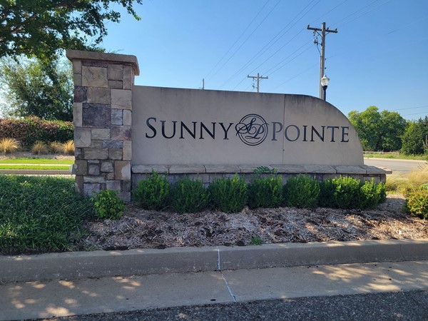 Sunny Pointe is located just south of I-240 on S Sunnylane