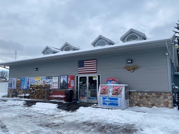 Hoagie’s Party store at Elms & Frances has good prices