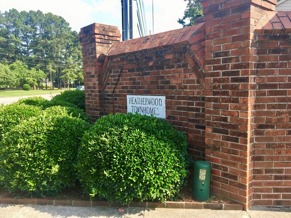 Entrance to Heatherwood Townhomes on Bailey Cove Road