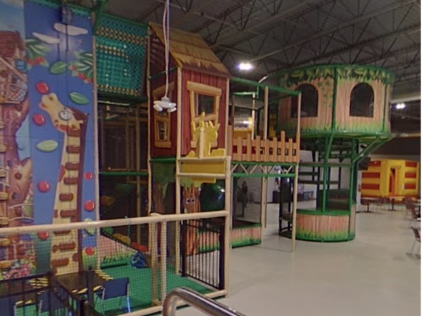 Fun Indoor fully netted play place with toddler area