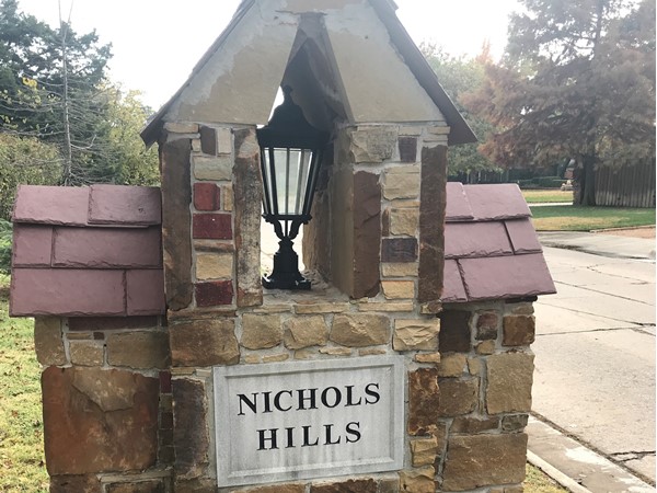 Entering Nichols Hills
