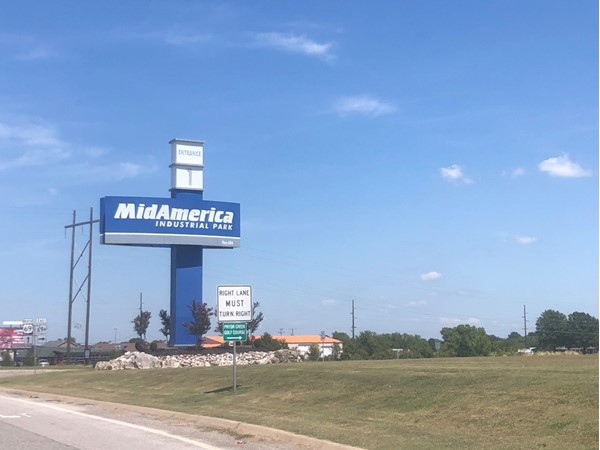 Hwy 69A entrance to Mid-America