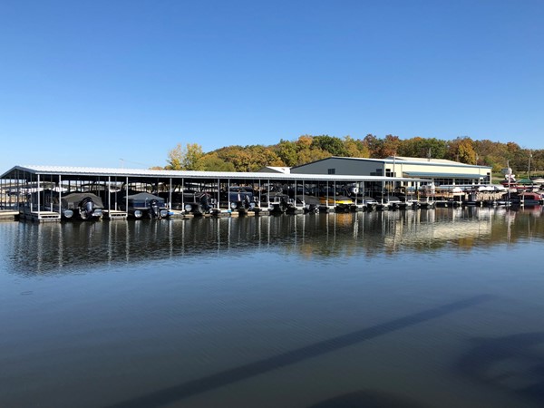 Lake Viking Marina offers boat slips to rent for your boat. Rent your boat slip here