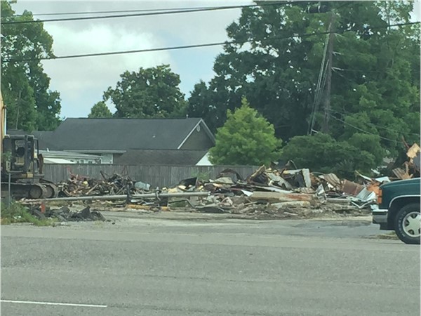Former Burger King demolished to make way for new cafe