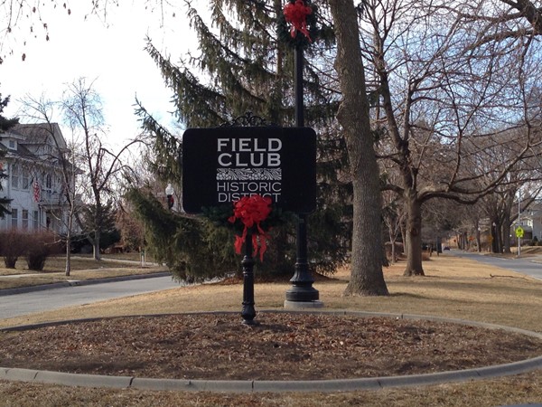 Field Club Historical District