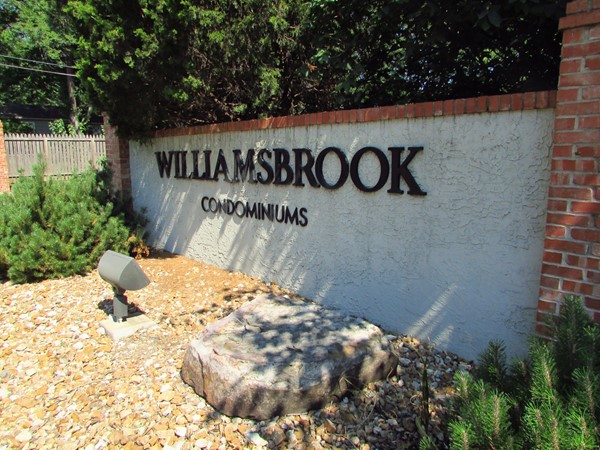Williamsbrook entrance on 75th Street