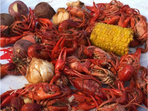 Crawfish Boils are great neighborhood events in Jefferson
