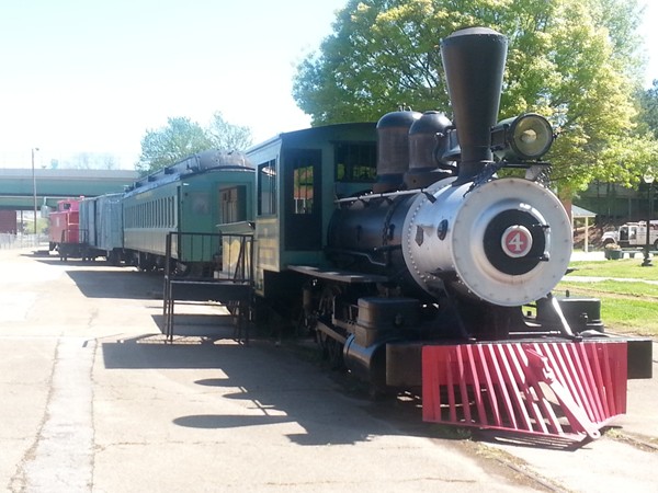 Early Works Family of Museums - Old steam locomotive, passenger cars and caboose